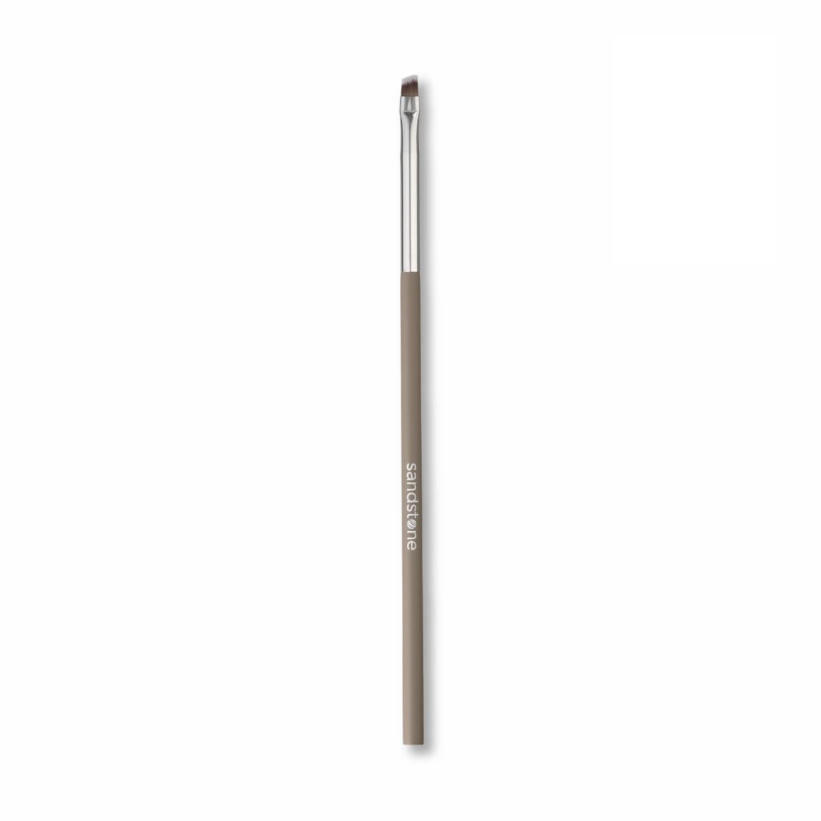 Sandstone Scandinavia Eyeliner Brush – Soft Vegan Bristles, Cruelty-Free | Designed for clean, controlled eyeliner application