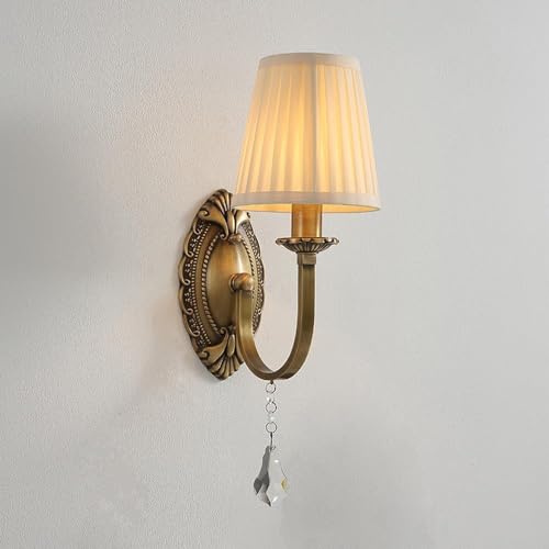 Applique murale en cristal élégante pour éclairer un couloir sombre