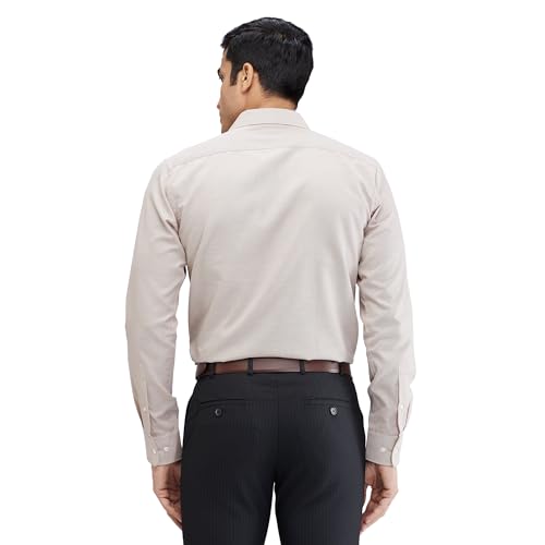 Image of Park Avenue Men's Slim Fit Structure Pattern Cotton Polyester Blend Semi Cutaway Collar Full Sleeve Formal Shirt