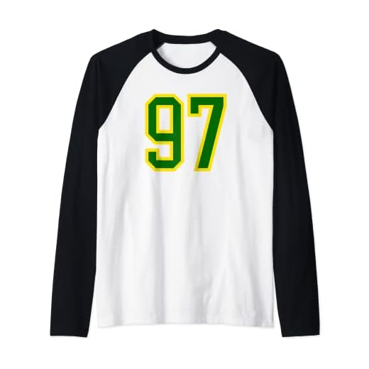 Número de camiseta # 97 de cumpleaños verde amarillo número deportivo 97 Camiseta Manga Raglan