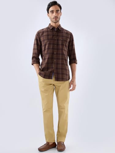 Image of Parx Men Slim Fit Checks Pattern Pure Cotton Semi Cutaway Collar Full Sleeve Casual Shirt