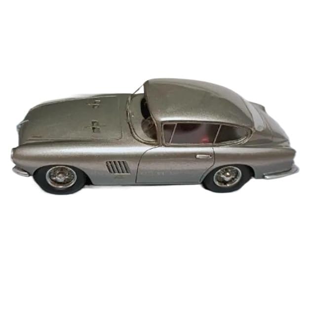 Modèles de voitures en résine Z-102 Berlinetta 1:43 objets collection répliques miniatures