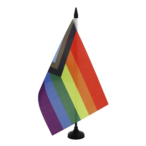 AZ FLAG - LGBT Tischflagge, Regenbogen, Einschlug, 21 x 14 cm – kleine Pride-Flagge, 100% Polyester, mit 25 cm Fahne und Sockel aus schwarzem Kunststoff