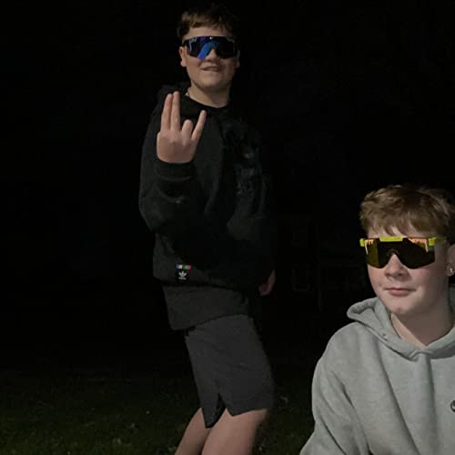 『Two Mistakes With a Computer』のカバーアート