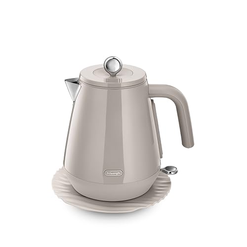 De'Longhi Eclettica Kettle KBY3001.BG, Classic Style Electric Kettle with Anti Scale Filter, 360° Swivel Base, Cord Storage, Stainless Steel, 1.7 Litres, 3000W, Beige