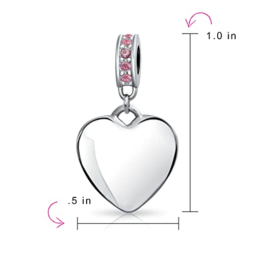 Abalorio de inicial del alfabeto para pulsera en tus looks diarios de oficina 4