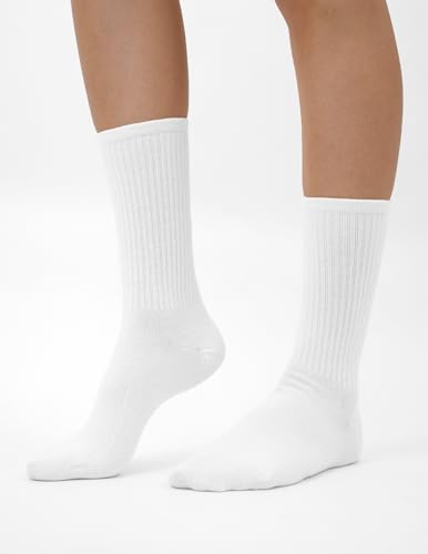 HUE Women's Casual Ribbed Must-Have Crew Lightweight Athletic Socks 3 Pair Pack4