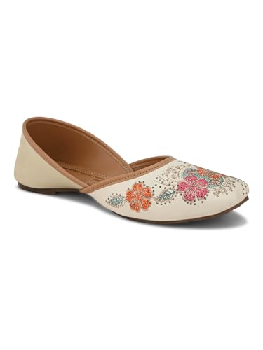 Image of XE Looks Beautiful & Comfortable Ethnic Sandal & Occational Jutti For Women & Girls