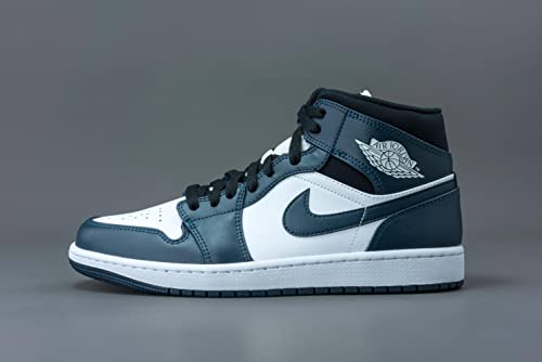 Image of Nike Men's Air Jordan 1 Mid Sneaker