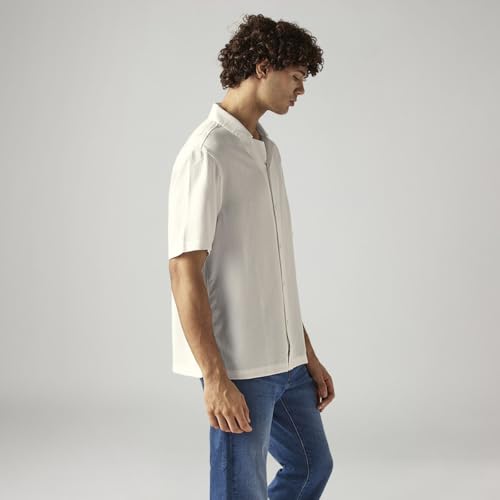 Image of Levi's Men's Solid Relaxed Fit Shirt White