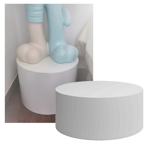 Présentoir rond de vêtements de mariage pour sublimer une vitrine de boutique élégante