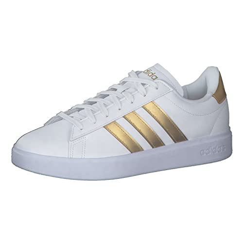 Baskets femme adidas Grand Court 2.0 pour un style urbain actif