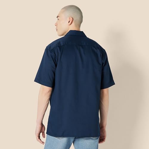 Image of Amazon Essentials Men's Relaxed-Fit Stain and Wrinkle-Resistant Short-Sleeve Work Shirts