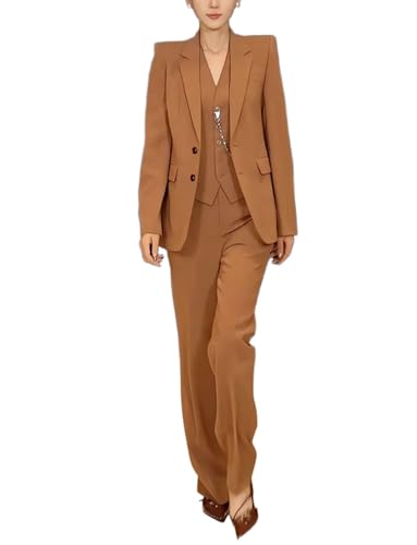 Costume trois pièces femme de mariage finition haute couture avec gilet col V