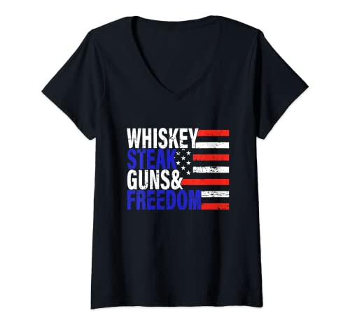 Mujer Whisky Steak Guns and Freedom bandera americana patriótico divertido Camiseta Cuello V