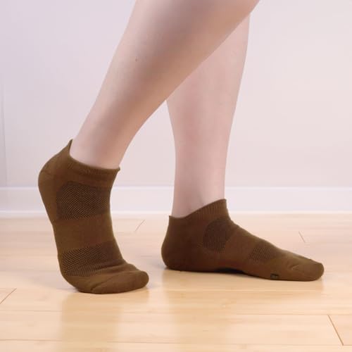 Image of BambooMN Men and Women's Rayon from Bamboo Low Cut Ankle Socks for Sports, Work and Everyday Wear - 4 Pairs - Unisex Sizing