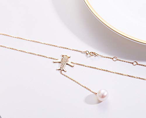 Collier en or rose 18 carats avec pendentif avion en nacre et diamant