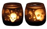 Unser Glas wird nach der Verarbeitung langsam im Temperofen heruntergekühlt. Hierdurch wird die molekulare Kristallstruktur verbessert. Das Ergebnis ist ein spannungsfreies, haltbares Glas.