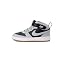 Black/Light Smoke Grey/White/Gum Medium Brown