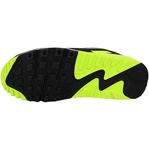 Image of Nike Men's Kyrie Flytrap IV Track Shoes