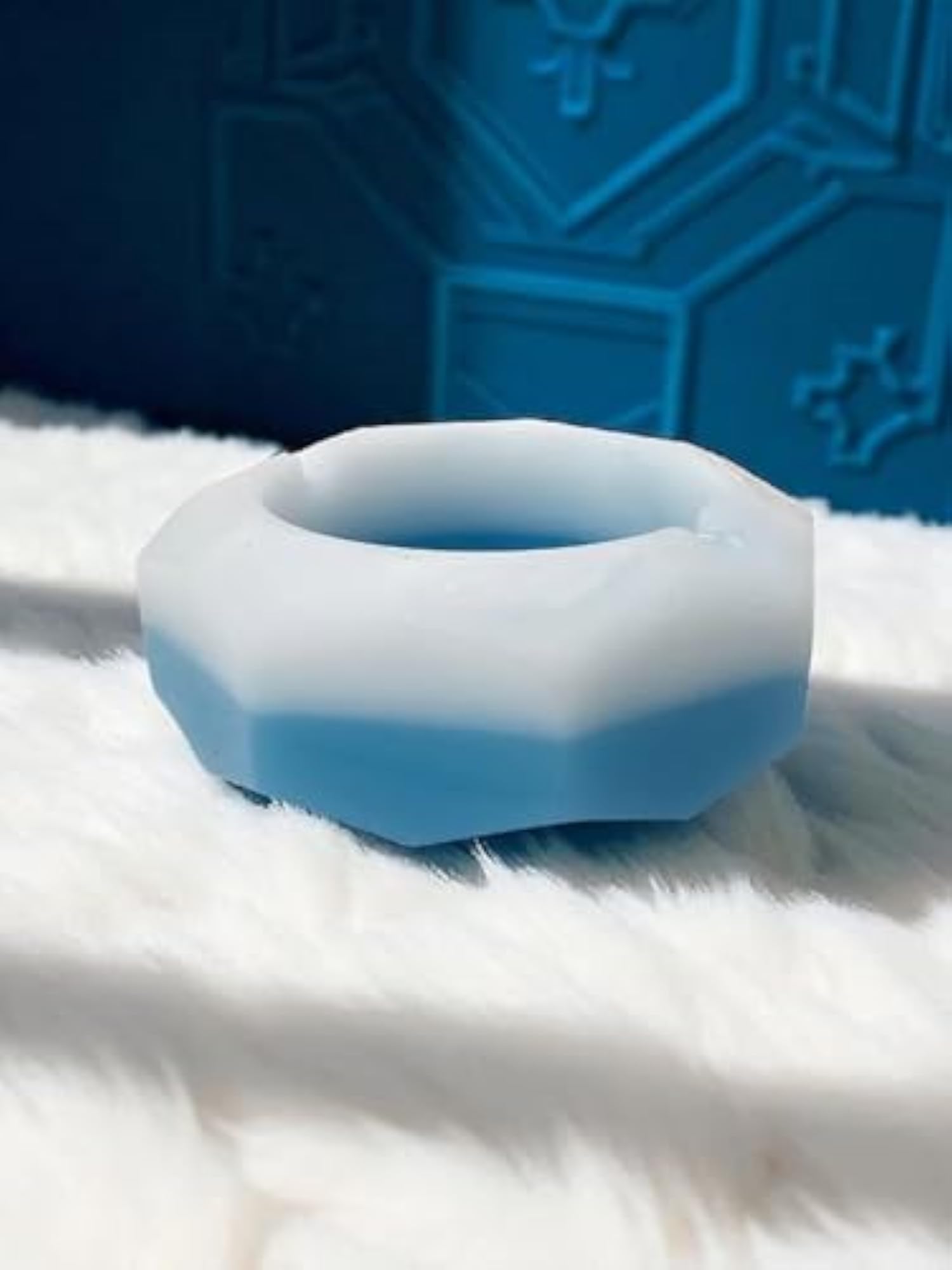 Decorative Resin Ashtray, 7.7 cm, Icy Horizon