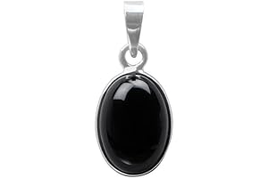 Elegantly Crafted Onyx Pendant: A Timeless Adornment