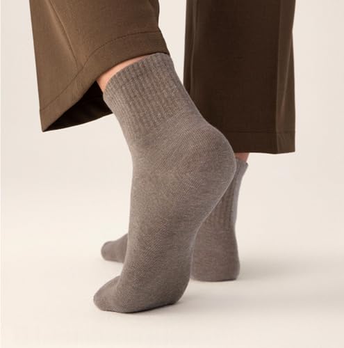 Men's Crew Socks,Athletic Sport Running Calf Socks,Seamless Toe Design,Comfortable,Durable, Size 7-114