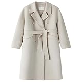 Materials and Warmth: Selected fabrics create a fluffy feel, providing a thick, warm feel, especially perfect for cold winter days. Plush cardigans and patchwork coats, for example, offer warmth and protection from the elements Fashionable Design: In...