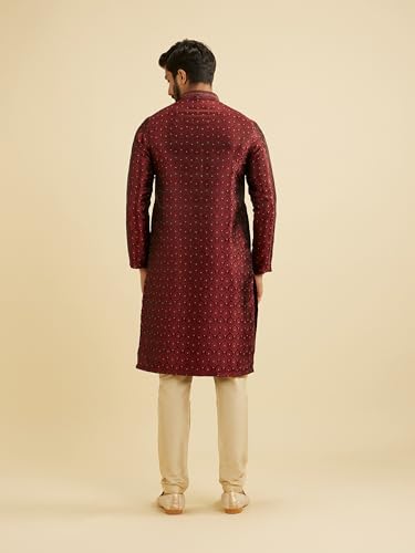 Image of Manyavar Men's Brocade Self Design Kurta Set (2pcs)