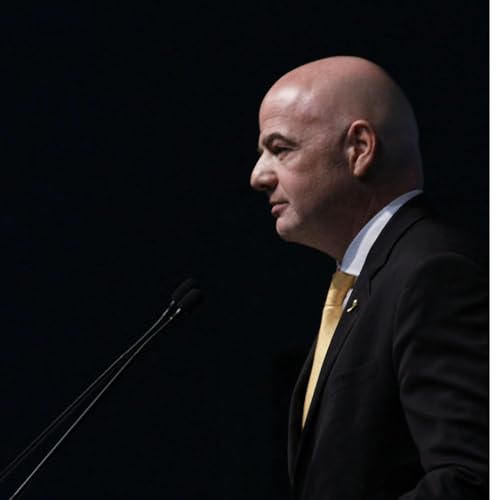 Gianni Infantino tries and fails to make peace