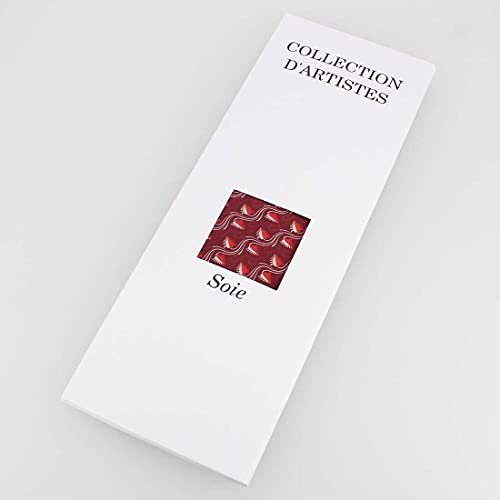 Cravate Lyonnaise en soie rouge par Brochier Soieries 1890, l'élégance et le savoir-faire français - 6