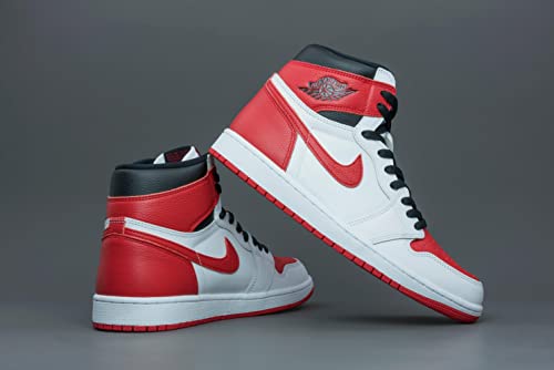 Image of Nike Men's Air Jordan 1 Retro High OG Sneaker