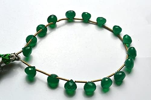 Perles onyx vert naturel en forme oignon micro-facettée 7-7.5mm