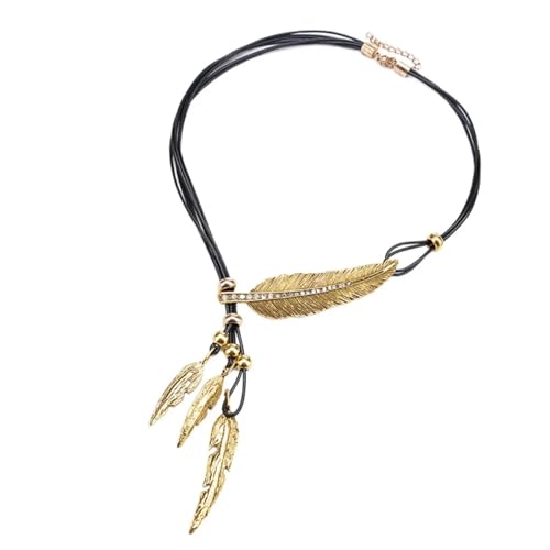 Collier de plumes argenté en cuir idéal pour vos tenues de vacances bohèmes