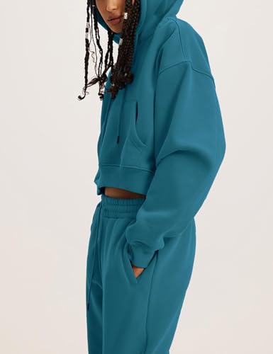 Flygo Womens Fleece 2 Piece Outfits Sweatsuit Crop Pullover Sweatshirt Joggers Pants Tracksuit Set