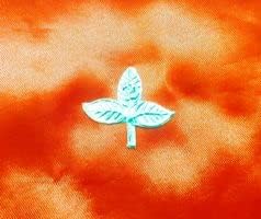 Krushnesh Creations Bilva Patra Belpatra Leaves for Lord Shiva Pooja Abhishek (3 Piece)(LxW=3X3.5 cm) Silver Plated