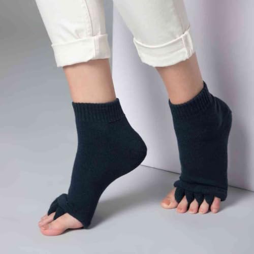 Image of DIRTS Foot Alignment Socks 5 Toe seprator -Easing Bunion, Plantar Fasciitis, Hammer Toes, and Pain Relief |- Size UK6-9 (Grey, M)