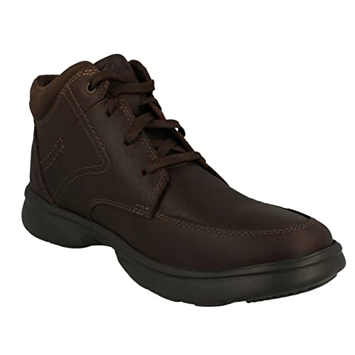 Image of Clarks Men's Bradley Mid Oxford Boots