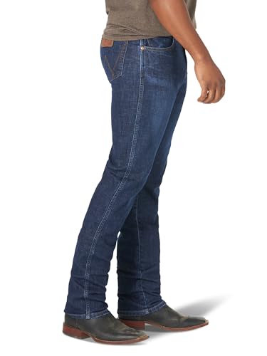 Image of Wrangler Men's Retro Slim Fit Straight Leg Jean