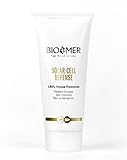 Modo de aplicación: Aplicar en cara, cuello y escote extendiendo homogéneamente el producto. Aplicar directamente o después del serum y/o la crema de tratamiento. Uso recomendado diario. No comedogénica.