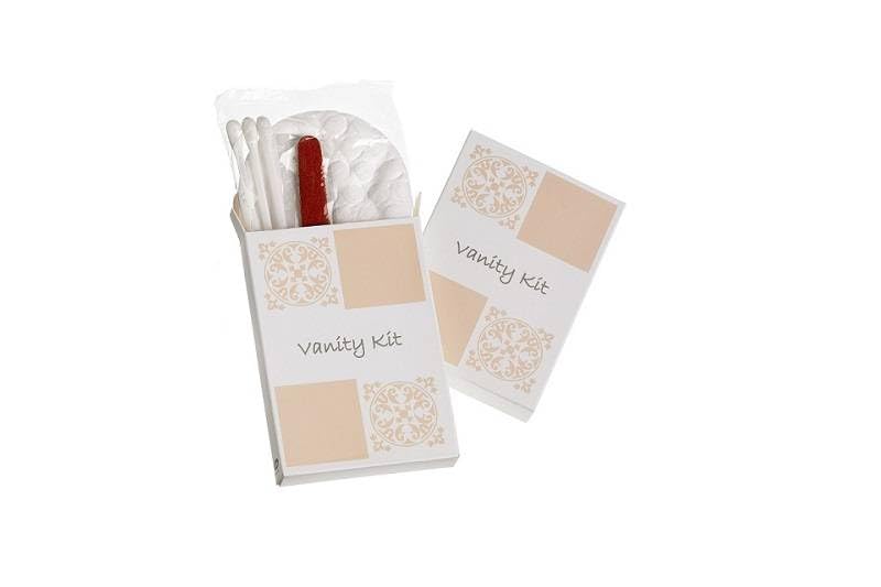 Linea Acanto Luxuri VANITY KIT Acanto 100 pezzi in Astuccio Contenuto 2 dischetti struccanti (COTONE), 3 cotton fioc (BASTONCINO IN CARTA), 1 lima. Linea Cortesia Hotel B&B Ho.re.ca
