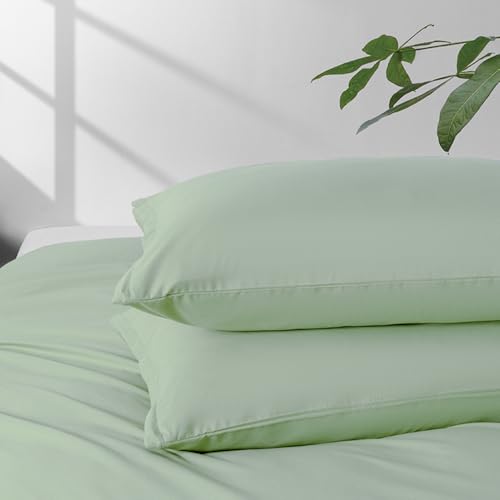 Image of 2 Pack Microfiber Standard Size Zipper Pillowcases,Light Sage Green Pillow Case Set of 2,Soft Comfortable Not Shrink Pillow Cases Standard,Breathable Luxury Pillow Covers(20x26 Inches)