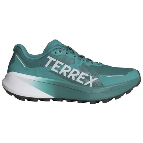 Chaussures trail homme adidas Terrex Agravic 3 anti glissade en forêt