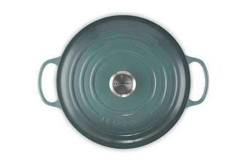 Image of Le Creuset Signature 21177283602430 Cast Iron Casserole Dish with Lid, Diameter 28 cm, Round, Suitable for All Types of Cookers and Induction, Volume: 6.7 L, 6.125 kg, Ocean