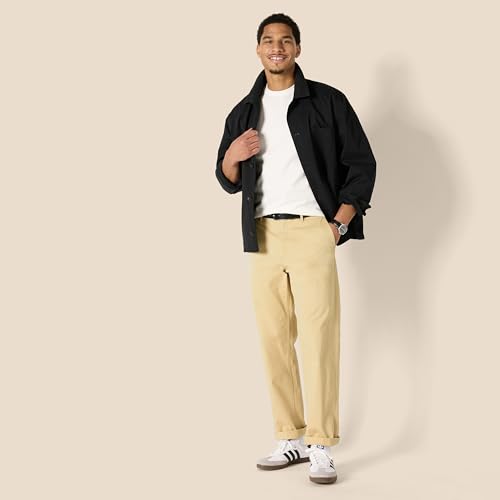 Amazon Essentials Men's Relaxed-Fit Heavyweight Cotton Pocket T-Shirt4