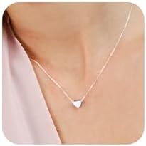 BAYLAY Gold Heart Necklace for Women Girls, 18K Gold/Silver Plated Cute Heart Pendant Charm Necklace Dainty Gold Heart Necklace Gold Jewelry Christmas Gifts for Women Teen