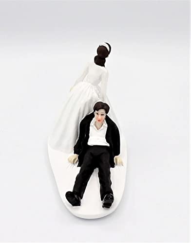 Generic Wedding Ceremony Party Bride And Groom Both Dark Brown Hair thumb #2