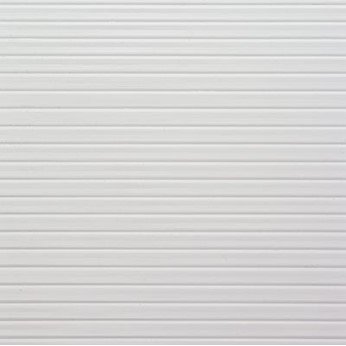 Sol glissant ? Tapis nervuré en polyéthylène 4,6 m anti-glisse