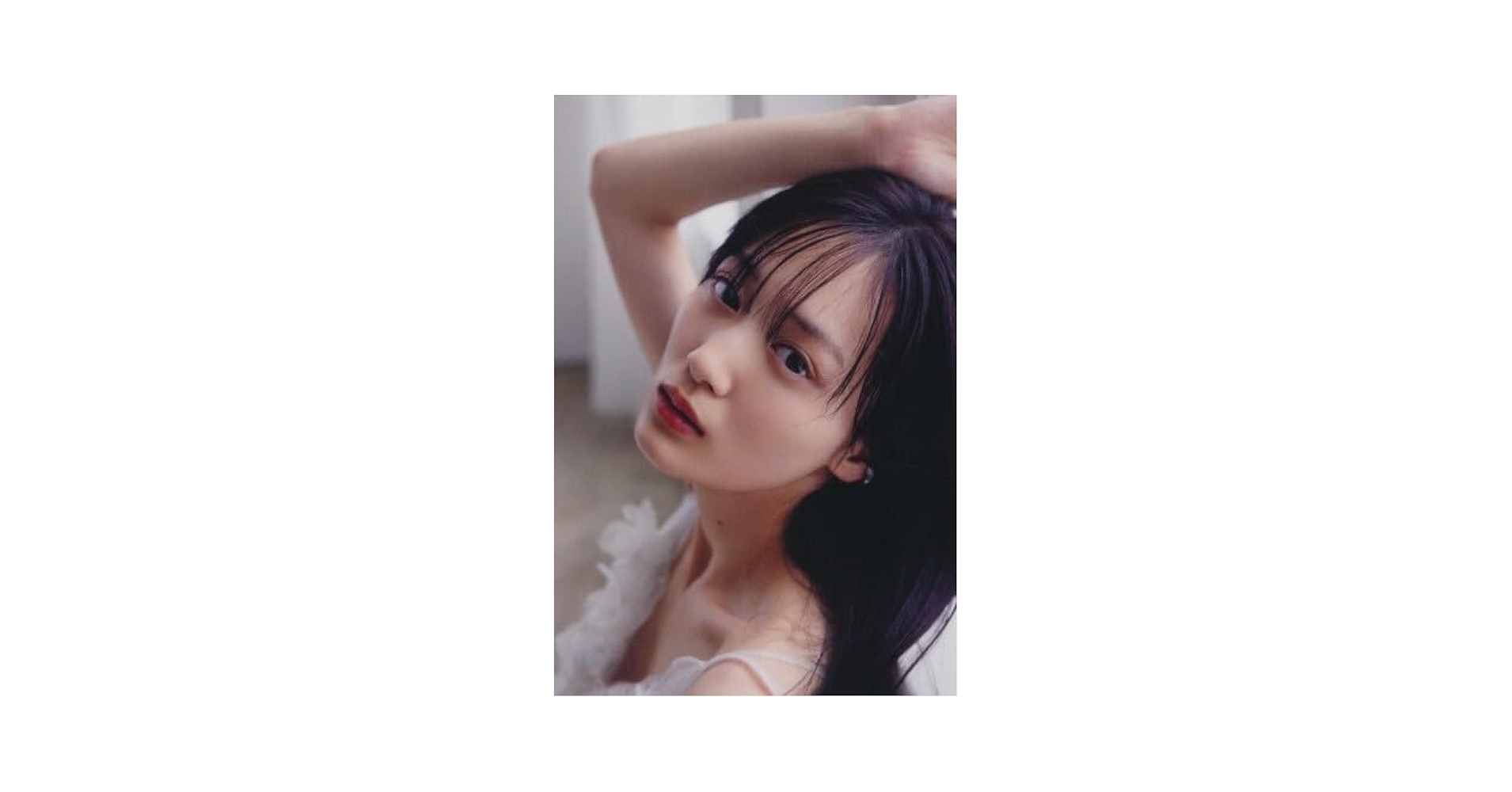 Amazon限定特典付きBD盤　山下美月卒コン　乃木坂46 Amazon.co.jp: 【限定特典付き】 乃木坂46 MIZUKI YAMASHITA