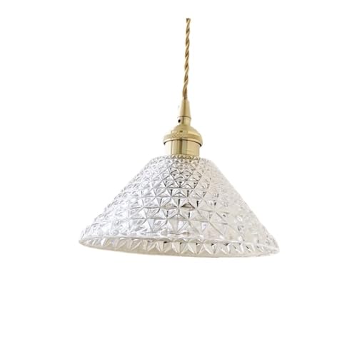 Lampe suspendue à cône pour éliminer les zones d'ombre sur l'îlot de cuisine